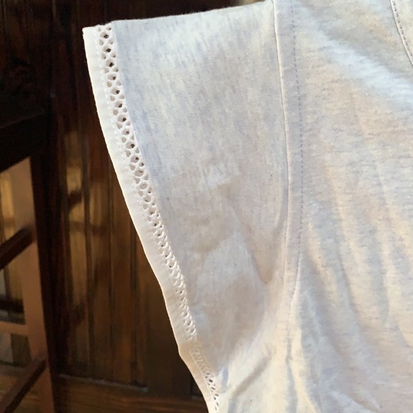 LOFT T-shirt - Picture 2 of 4